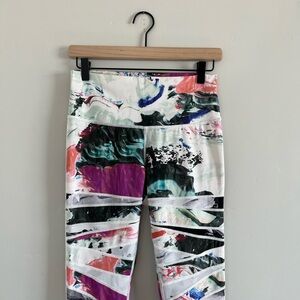 Lululemon | Marbled Crop Workout Leggings